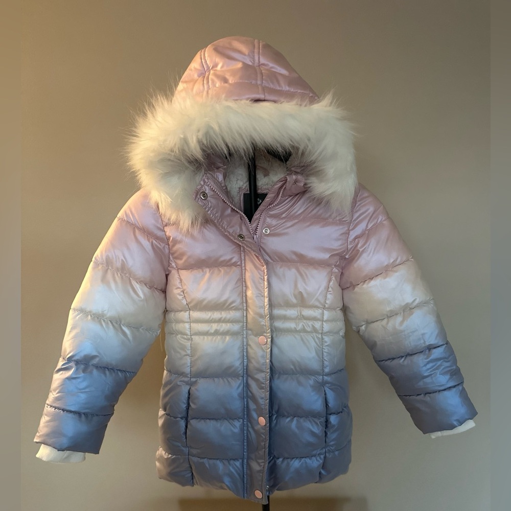Gradient Puffer Jacket with Faux Fur Hood